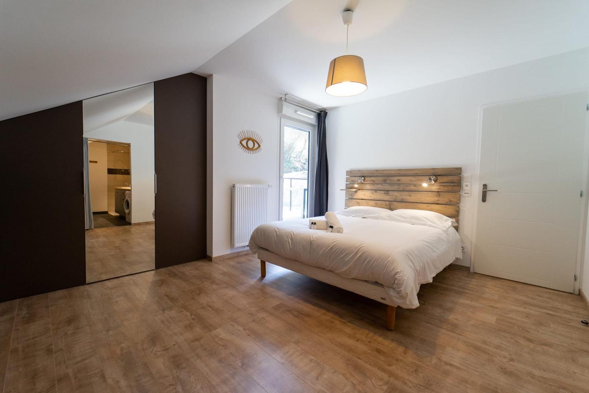 La Champanaise - Appartement 2 chambres à 300m du Lac d'Annecy Duingt Esterno foto